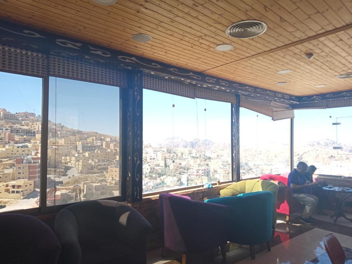 Petra Visitors Apartments วาดี มูซา ภายนอก รูปภาพ